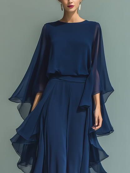 Completo Donna Top Chiffon Blu Marino Con Maniche A Campana E Pantaloni Dritti Con Dettagli Volant